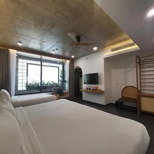 Hotel Leaf Beachfront, Đà Nẵng